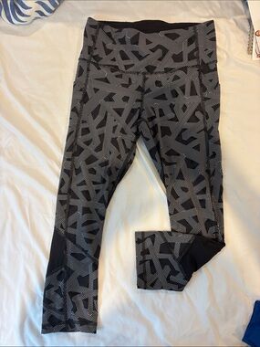 lululemon athletica Black & Gray Geometric Print Leggings